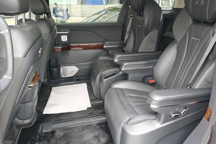Used Hongqi HQ9 2023 2.0T Smart Connect Flagship Edition Left Rear Seat