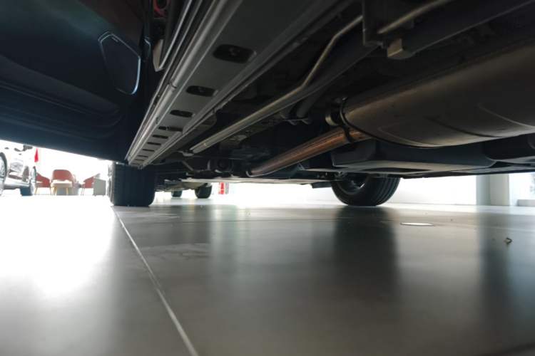 Used Hongqi HQ9 2023 2.0T Smart Connect Flagship Edition Left Side Sill