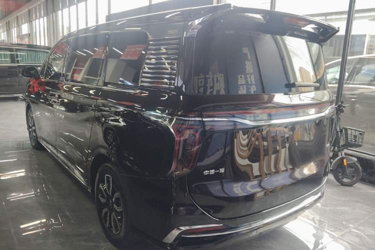 Used Hongqi HQ9 2023 2.0T Smart Connect Flagship Edition Rear Left 45 Deg