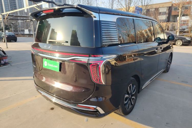 Used Hongqi HQ9 2023 2.0T Smart Connect Flagship Edition Rear Right 45 Deg
