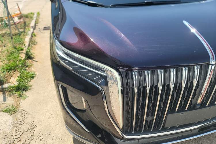 Used Hongqi HQ9 2023 2.0T Smart Connect Flagship Edition Right Front Headlight