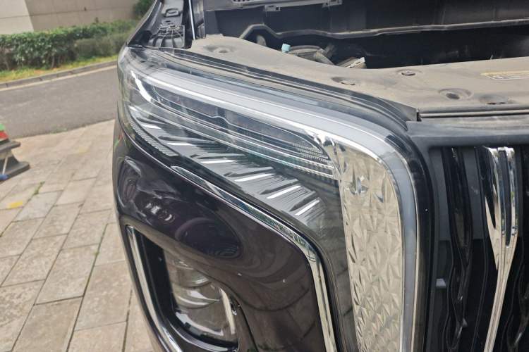 Used Hongqi HQ9 2023 2.0T Smart Connect Flagship Edition Right Front Headlight