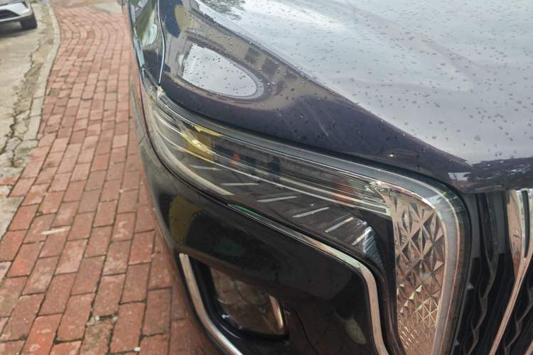 Used Hongqi HQ9 2023 2.0T Smart Connect Flagship Edition Right Front Headlight