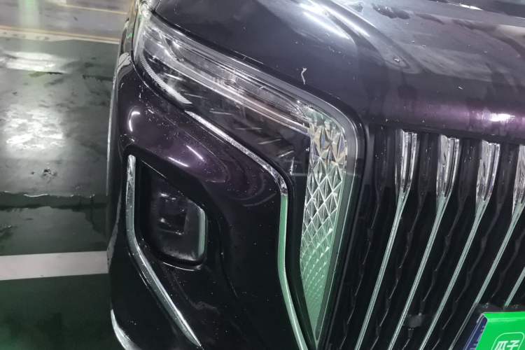 Used Hongqi HQ9 2023 2.0T Smart Connect Flagship Edition Right Front Headlight