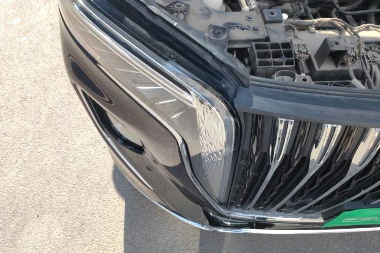 Used Hongqi HQ9 2023 2.0T Smart Connect Flagship Edition Right Front Headlight