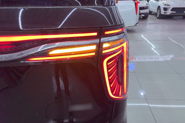 Used Hongqi HQ9 2023 2.0T Smart Connect Flagship Edition Right Rear Taillight