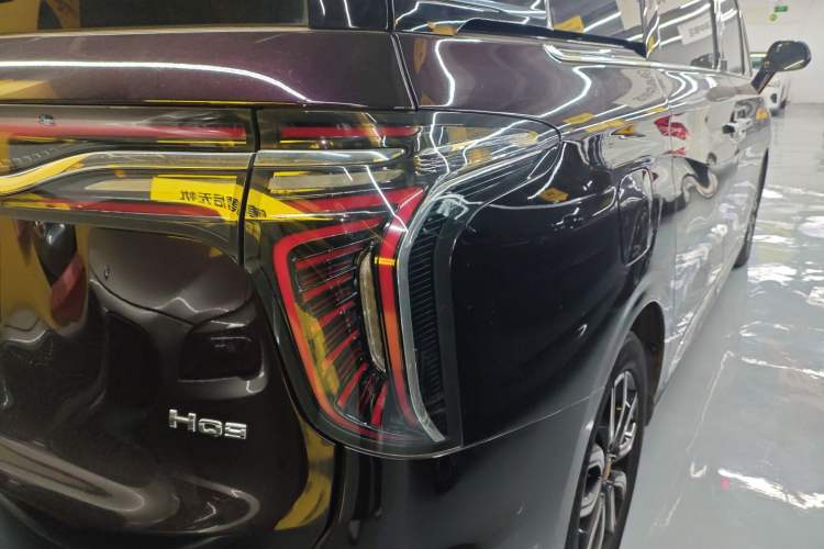 Used Hongqi HQ9 2023 2.0T Smart Connect Flagship Edition Right Rear Taillight