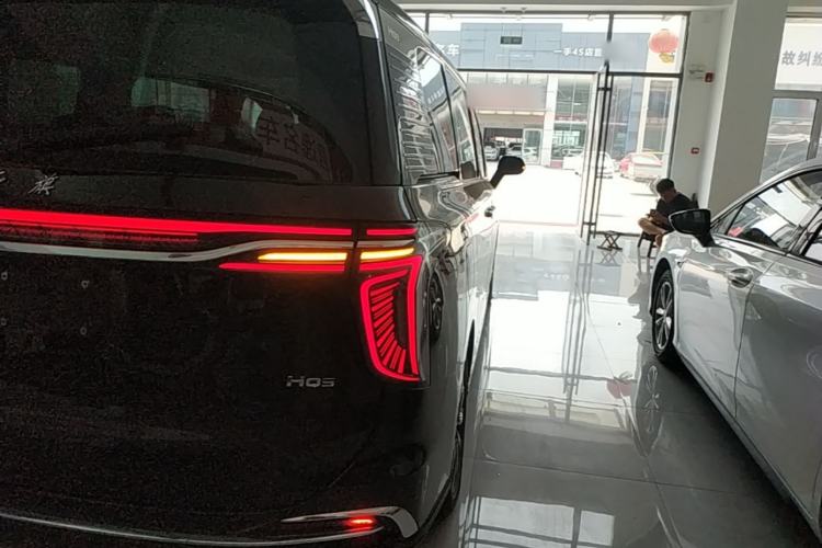 Used Hongqi HQ9 2023 2.0T Smart Connect Flagship Edition Right Rear Taillight