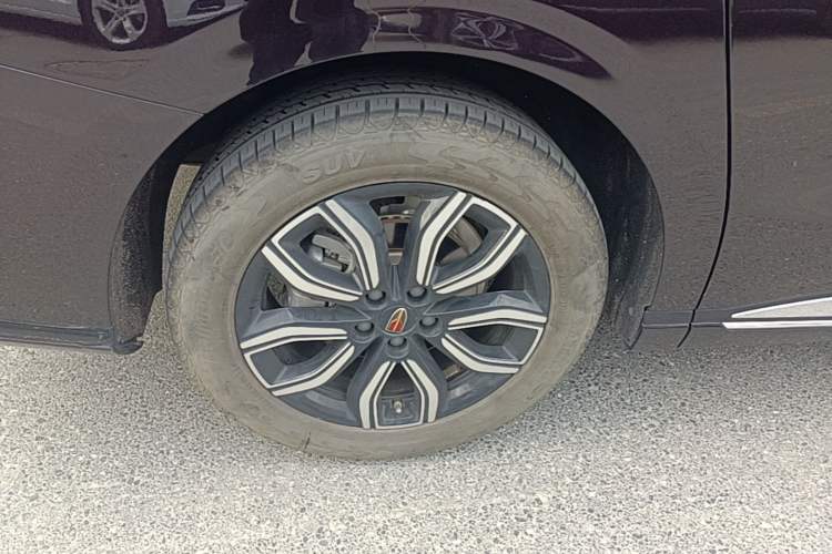 Used Hongqi HQ9 2023 2.0T Smart Connect Flagship Edition Right Rear Wheel Hub