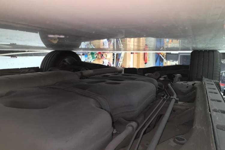 Used Hongqi HQ9 2023 2.0T Smart Connect Flagship Edition Right Side Sill