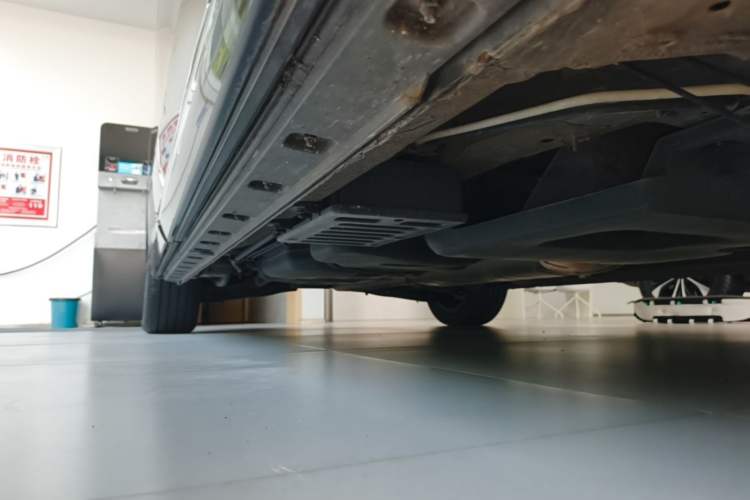Used Hongqi HQ9 2023 2.0T Smart Connect Flagship Edition Right Side Sill