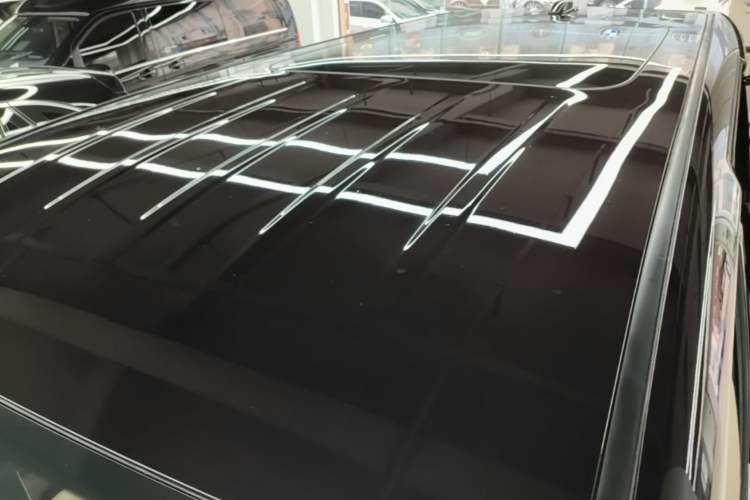Used Hongqi HQ9 2023 2.0T Smart Connect Flagship Edition Roof