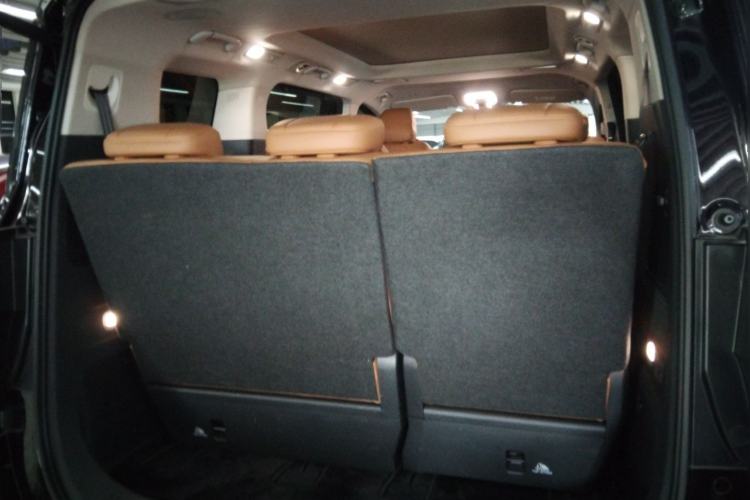 Used Hongqi HQ9 2023 2.0T Smart Connect Flagship Edition Trunk