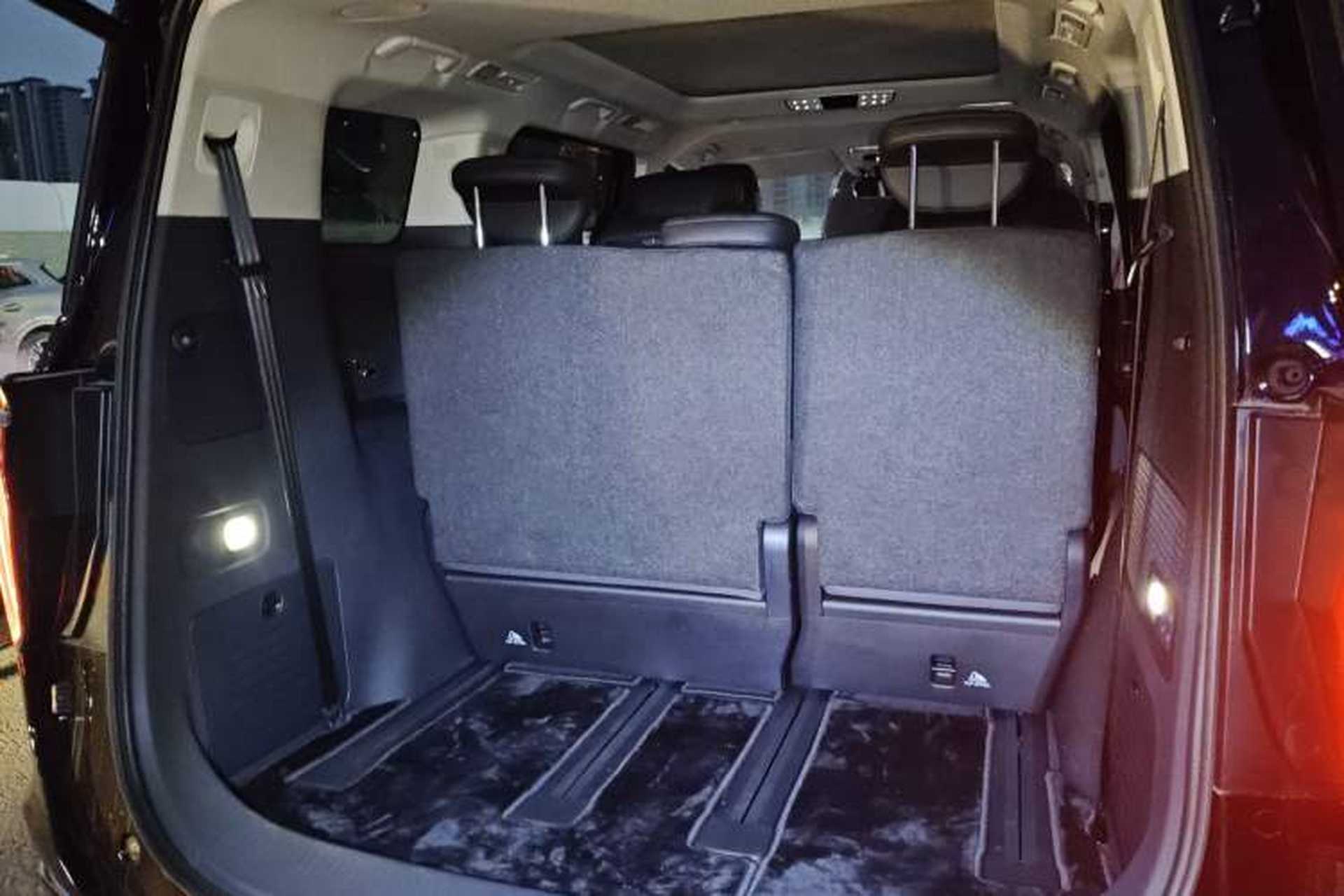 Used Hongqi HQ9 2023 2.0T Smart Connect Flagship Edition Trunk