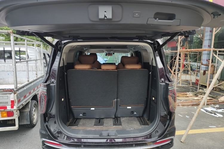 Used Hongqi HQ9 2023 2.0T Smart Connect Flagship Edition Trunk