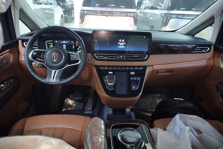 Used Hongqi HQ9 2023 2.0T Smart Connect Flagship Edition Center Console