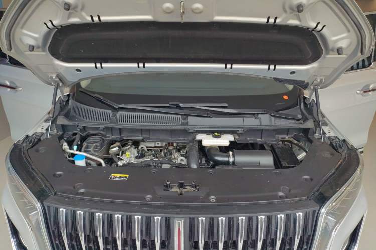 Used Hongqi HQ9 2023 2.0T Smart Connect Flagship Edition Engine Bay