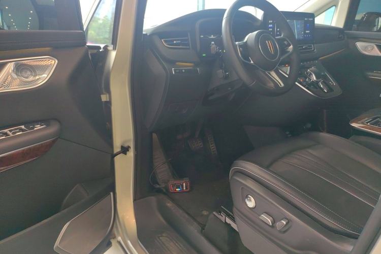 Used Hongqi HQ9 2023 2.0T Smart Connect Flagship Edition Interior 3