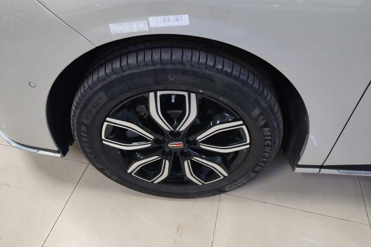 Used Hongqi HQ9 2023 2.0T Smart Connect Flagship Edition Left Front Wheel Hub