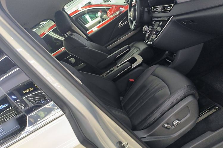 Used Hongqi HQ9 2023 2.0T Smart Connect Flagship Edition Right Front Seat