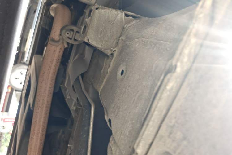 Used Hongqi HQ9 2023 2.0T Smart Connect Flagship Edition Chassis Front Left