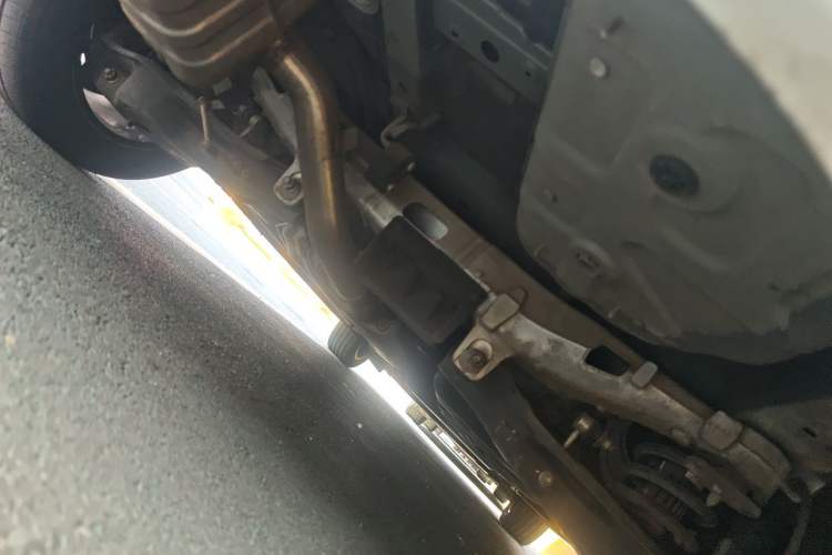 Used Hongqi HQ9 2023 2.0T Smart Connect Flagship Edition Chassis Rear