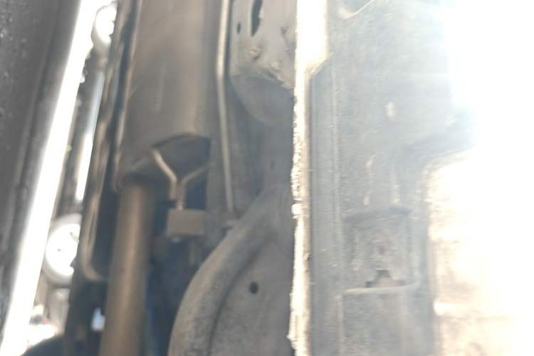 Used Hongqi HQ9 2023 2.0T Smart Connect Flagship Edition Chassis Rear Left