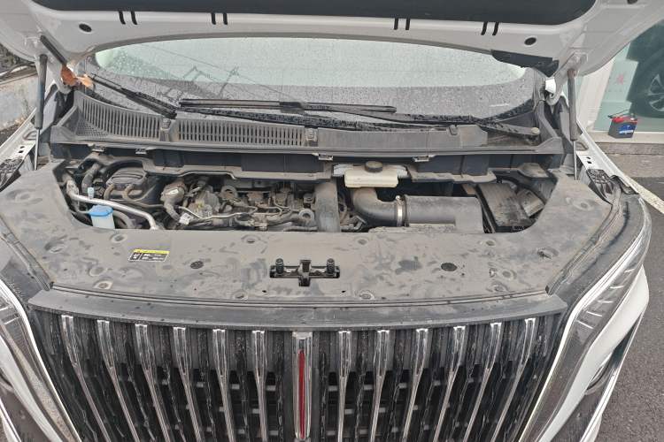 Used Hongqi HQ9 2023 2.0T Smart Connect Flagship Edition Engine Bay