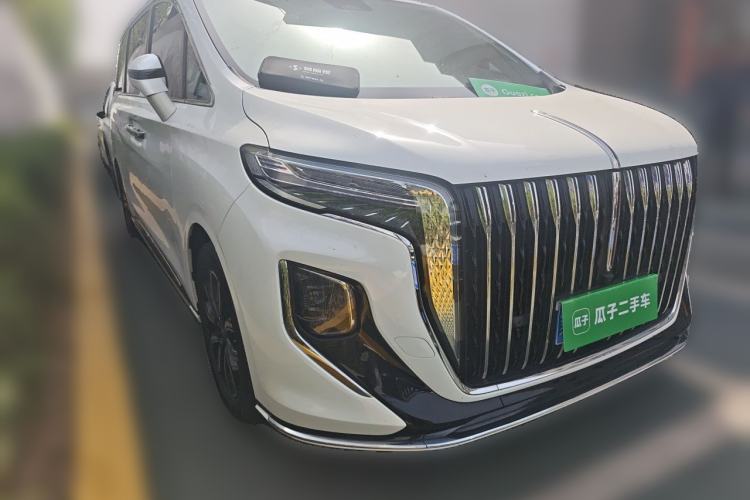Used Hongqi HQ9 2023 2.0T Smart Connect Flagship Edition Front Right 45 Deg