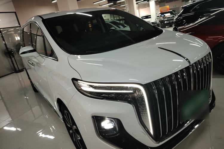 Used Hongqi HQ9 2023 2.0T Smart Connect Flagship Edition Front Right 45 Deg