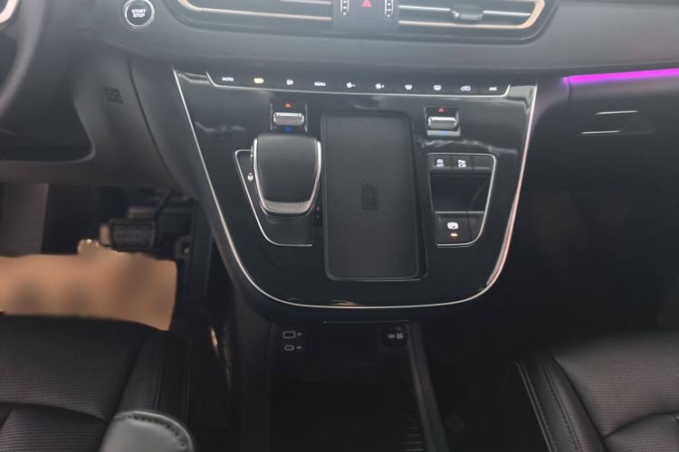 Used Hongqi HQ9 2023 2.0T Smart Connect Flagship Edition Gear Lever
