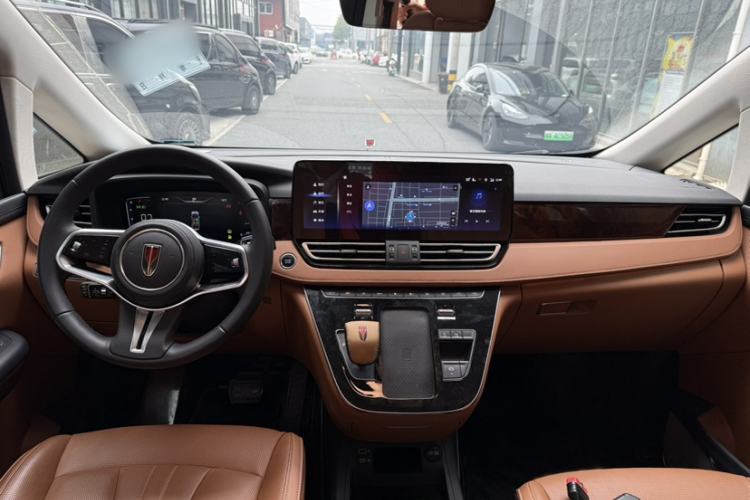 Used Hongqi HQ9 2023 2.0T Smart Connect Flagship Edition Interior 1