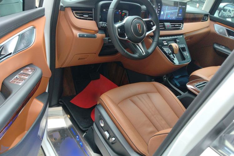 Used Hongqi HQ9 2023 2.0T Smart Connect Flagship Edition Interior 3