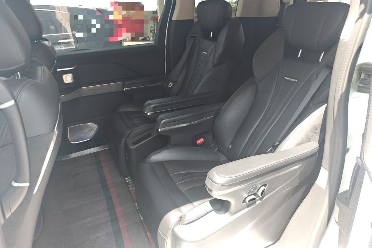Used Hongqi HQ9 2023 2.0T Smart Connect Flagship Edition Left Rear Seat