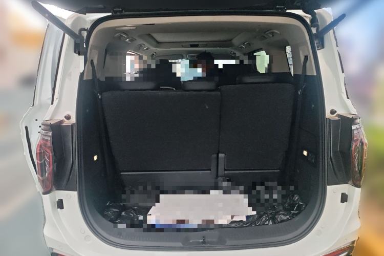 Used Hongqi HQ9 2023 2.0T Smart Connect Flagship Edition Trunk