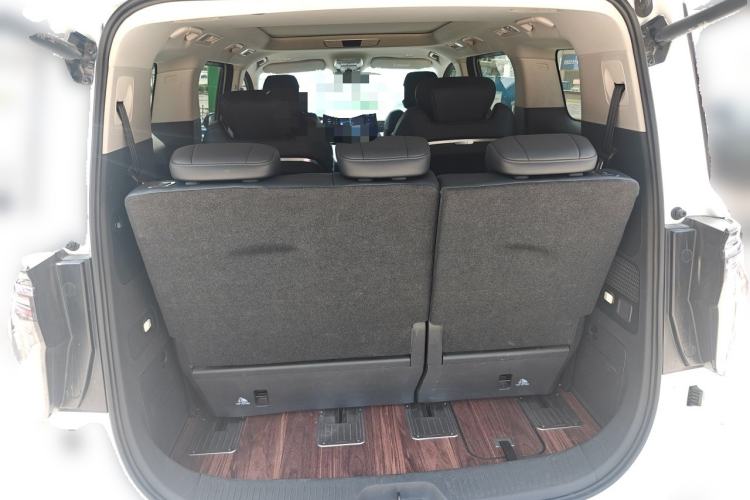 Used Hongqi HQ9 2023 2.0T Smart Connect Flagship Edition Trunk