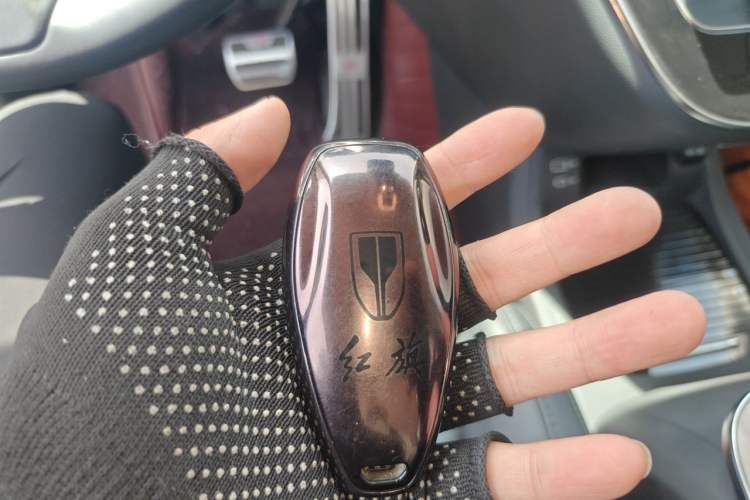 Used Hongqi HQ9 2023 2.0T Smart Connect Flagship Edition Vehicle Key