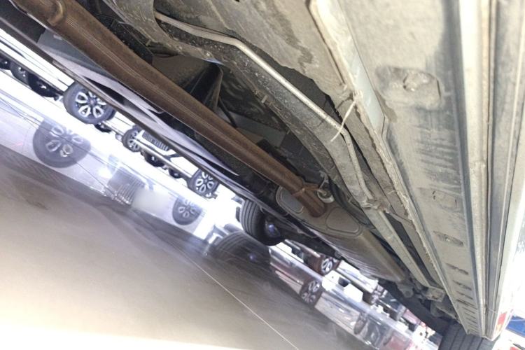 Used Hongqi HQ9 2023 2.0T Smart Connect Flagship Edition Chassis Front Left