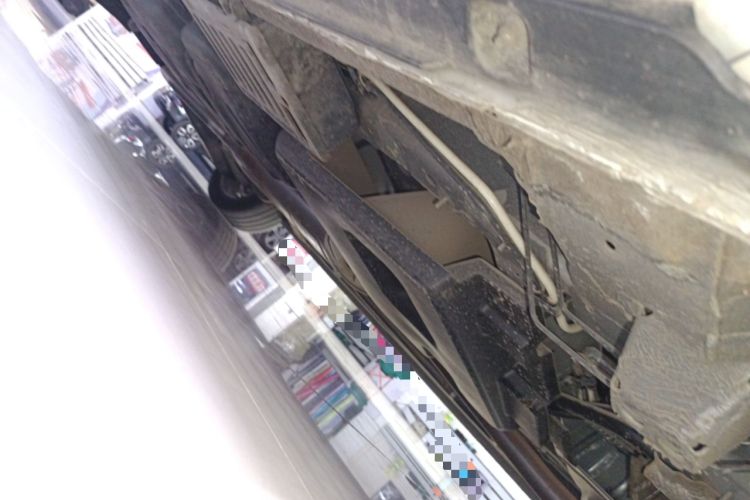 Used Hongqi HQ9 2023 2.0T Smart Connect Flagship Edition Chassis Front Right