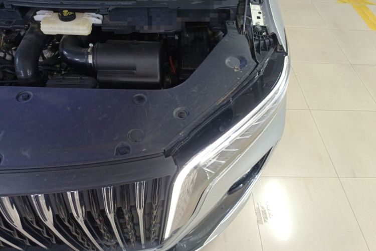 Used Hongqi HQ9 2023 2.0T Smart Connect Flagship Edition Engine Bay Left