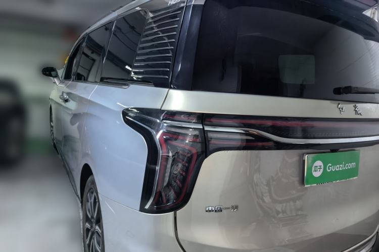 Used Hongqi HQ9 2023 2.0T Smart Connect Flagship Edition Rear Left 45 Deg