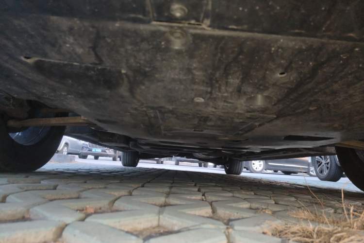 Used Hongqi HQ9 2024 2.0T Business Edition Chassis Front