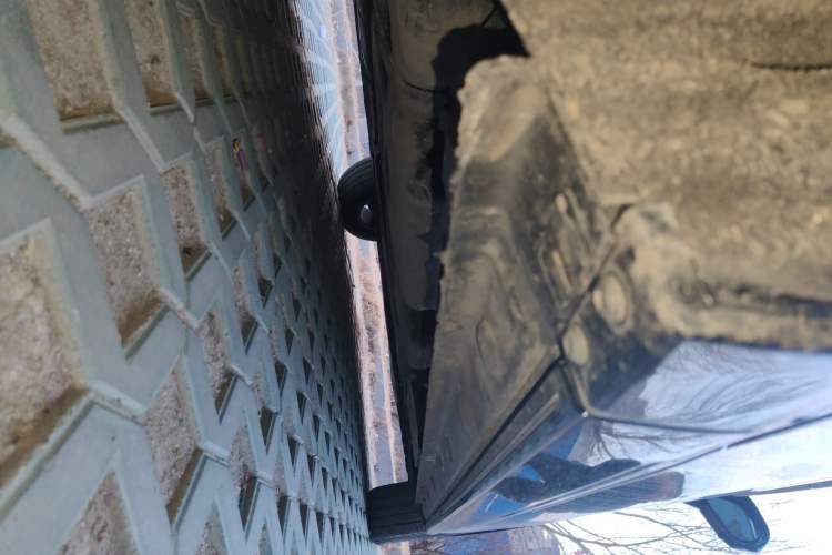 Used Hongqi HQ9 2024 2.0T Business Edition Chassis Rear Right