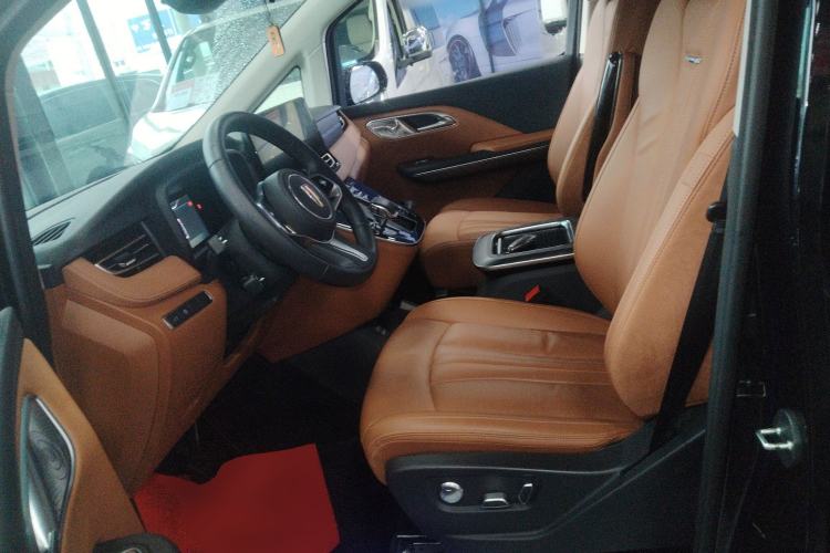 Used Hongqi HQ9 2024 2.0T Business Edition Left Front Seat