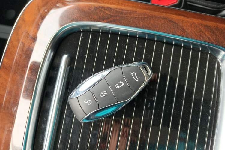 Used Hongqi HQ9 2024 2.0T Luxury Edition Vehicle Key