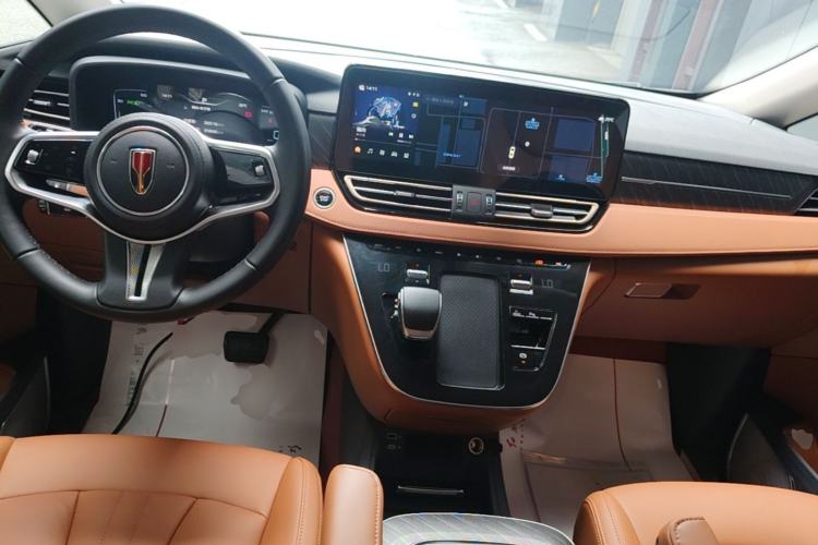 Used Hongqi HQ9 PHEV 2024 2.0T Four-Wheel Drive Business Edition Center Console