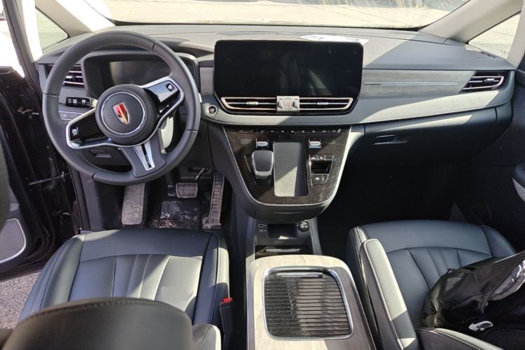 Used Hongqi HQ9 PHEV 2024 2.0T Four-Wheel Drive Business Edition Center Console