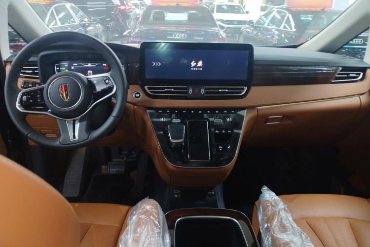 Used Hongqi HQ9 PHEV 2024 2.0T Four-Wheel Drive Luxury Edition Center Console