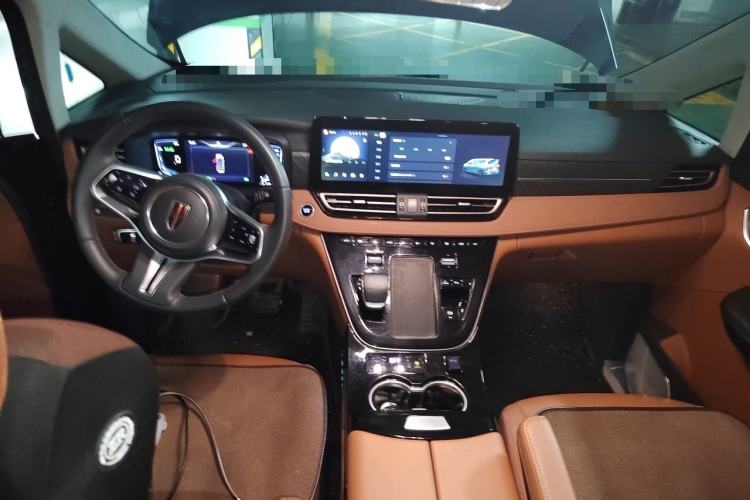 Used Hongqi HQ9 PHEV 2024 2.0T Four-Wheel Drive Luxury Edition Center Console