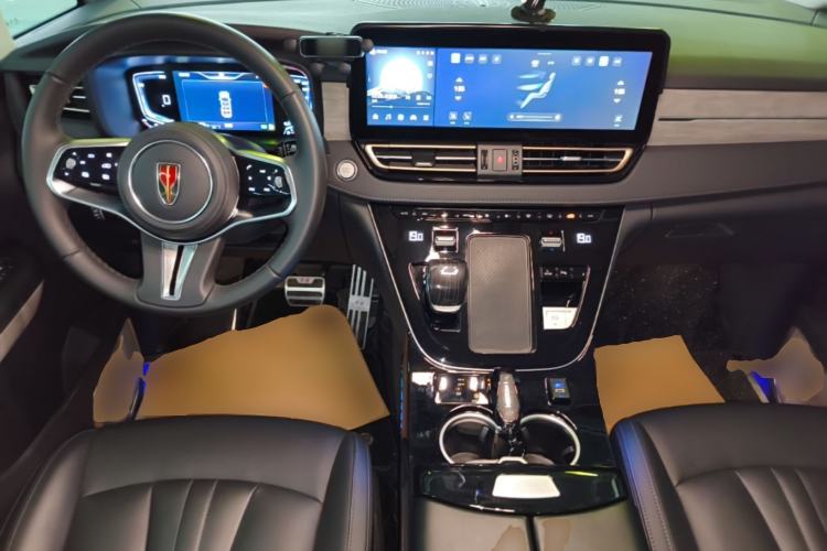 Used Hongqi HQ9 PHEV 2024 2.0T Four-Wheel Drive Business Edition Center Console